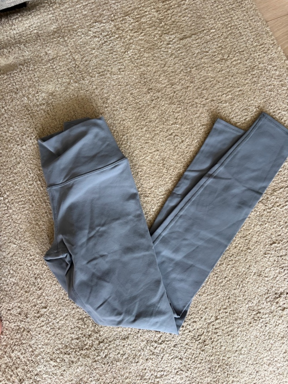 Alo Leggings
